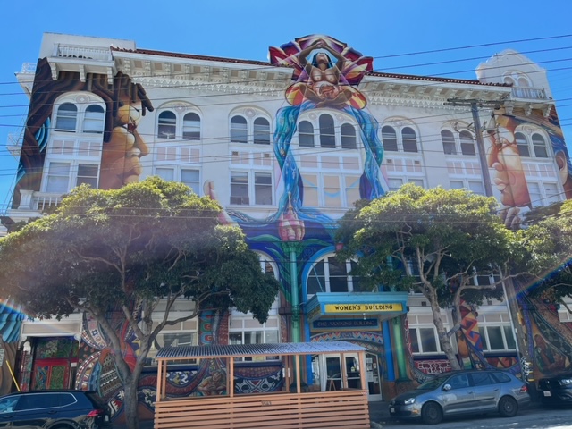 Edificio Womens in Castro district
